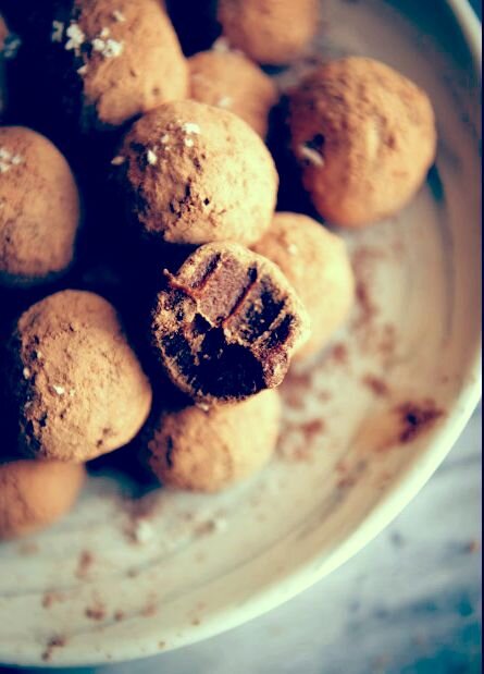 Диетические  карамельно-шоколадные трюфели