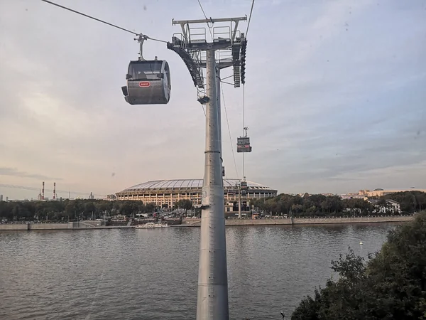 Канатка бул гагарина 1а фото Канатная дорога в Москве, пару советов, как выгодно на ней прокатиться Журнал "П