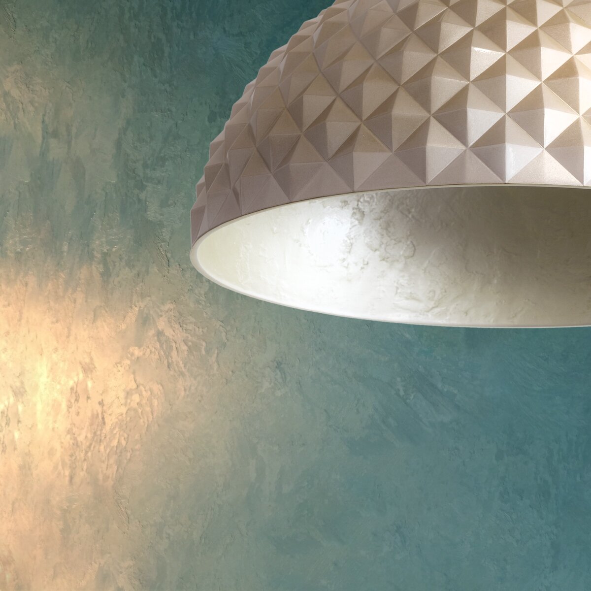 Светильники A.S.K.S и фактура SPRAYPLAST