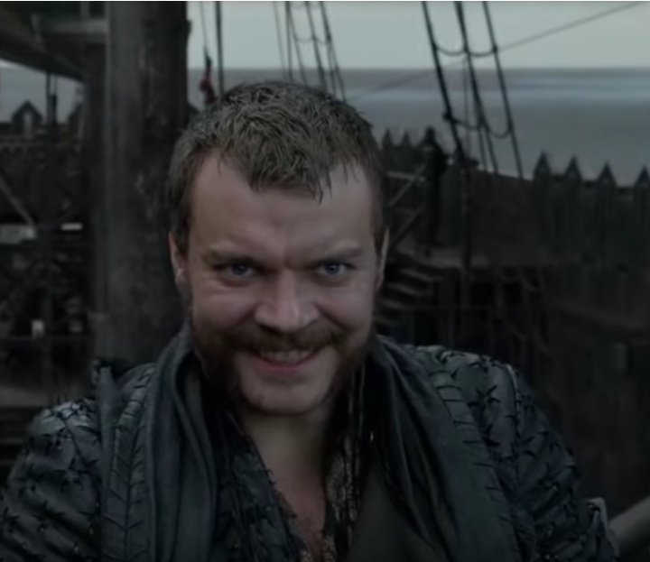 Пилу Асбек в сериале "Игра престолов".