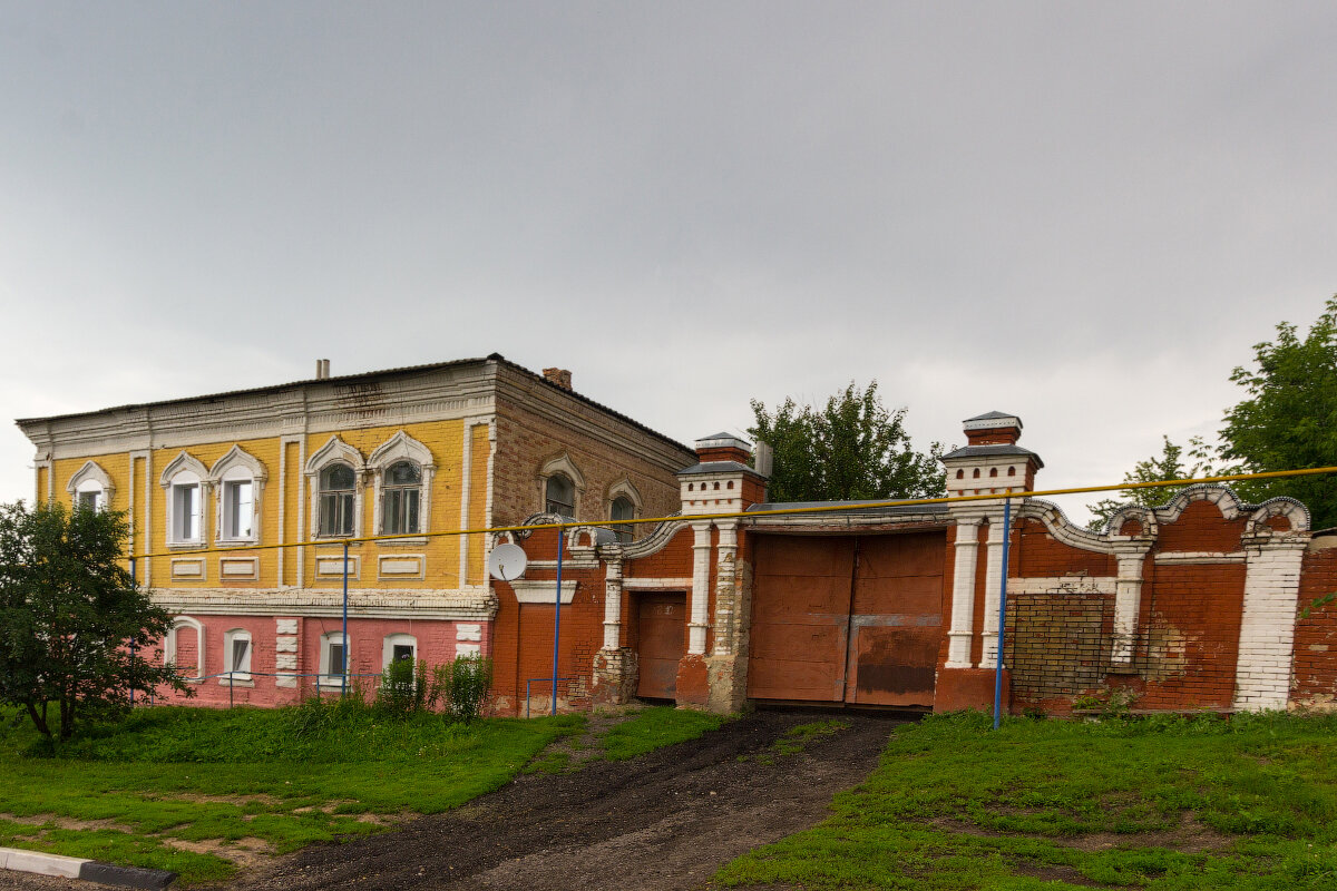 Облик бывшего уездного город а Российской Империи | Фотоблог Максима  Шелякина | Дзен