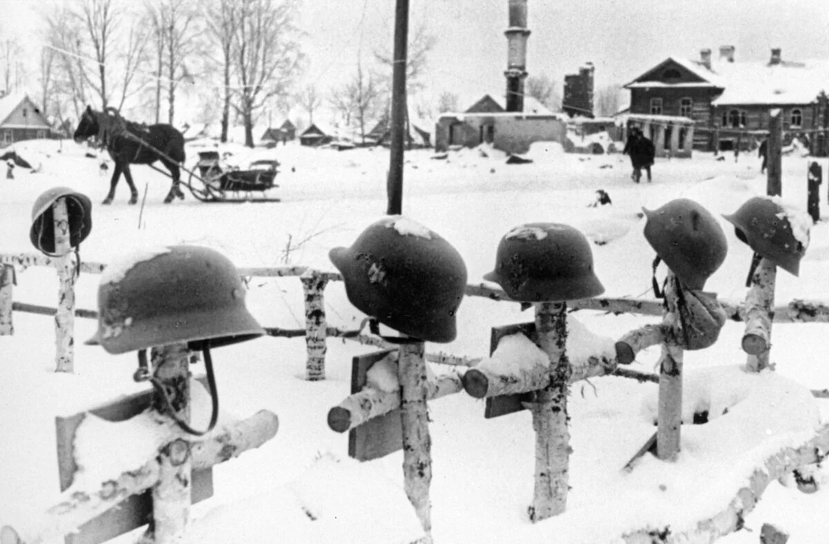 Фото из интернета: Немецкое кладбище где-то в России