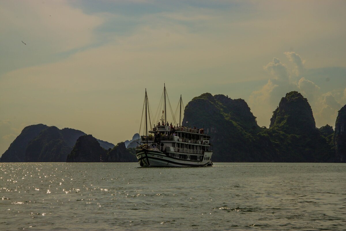 Бухта Халонг