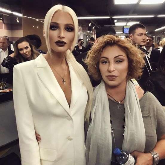 Мама Тимати с его первой бывшей женой