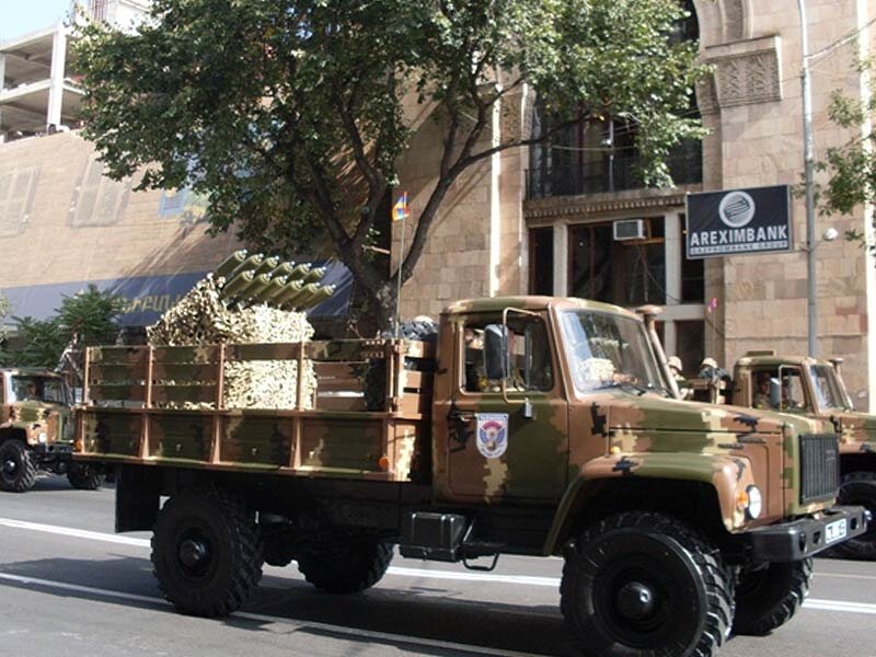 Армянски 2. Нораванк монастырь нораванк. Традиционный армянский дом глхатун. Армянски 2. Армянский квартал в мытищах.