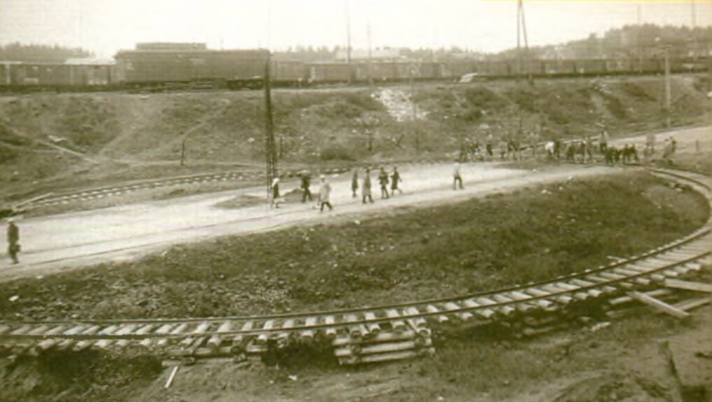 Трамвайное кольцо
источник: издание «Пермский трамвай. 1929 - 1999»