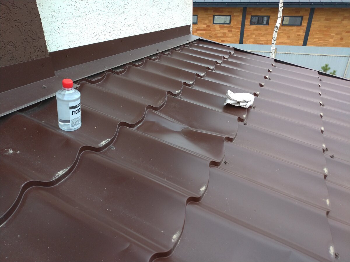 Правка вмятин на металлочерепице. Проверяю способ из интернета. | Из ...