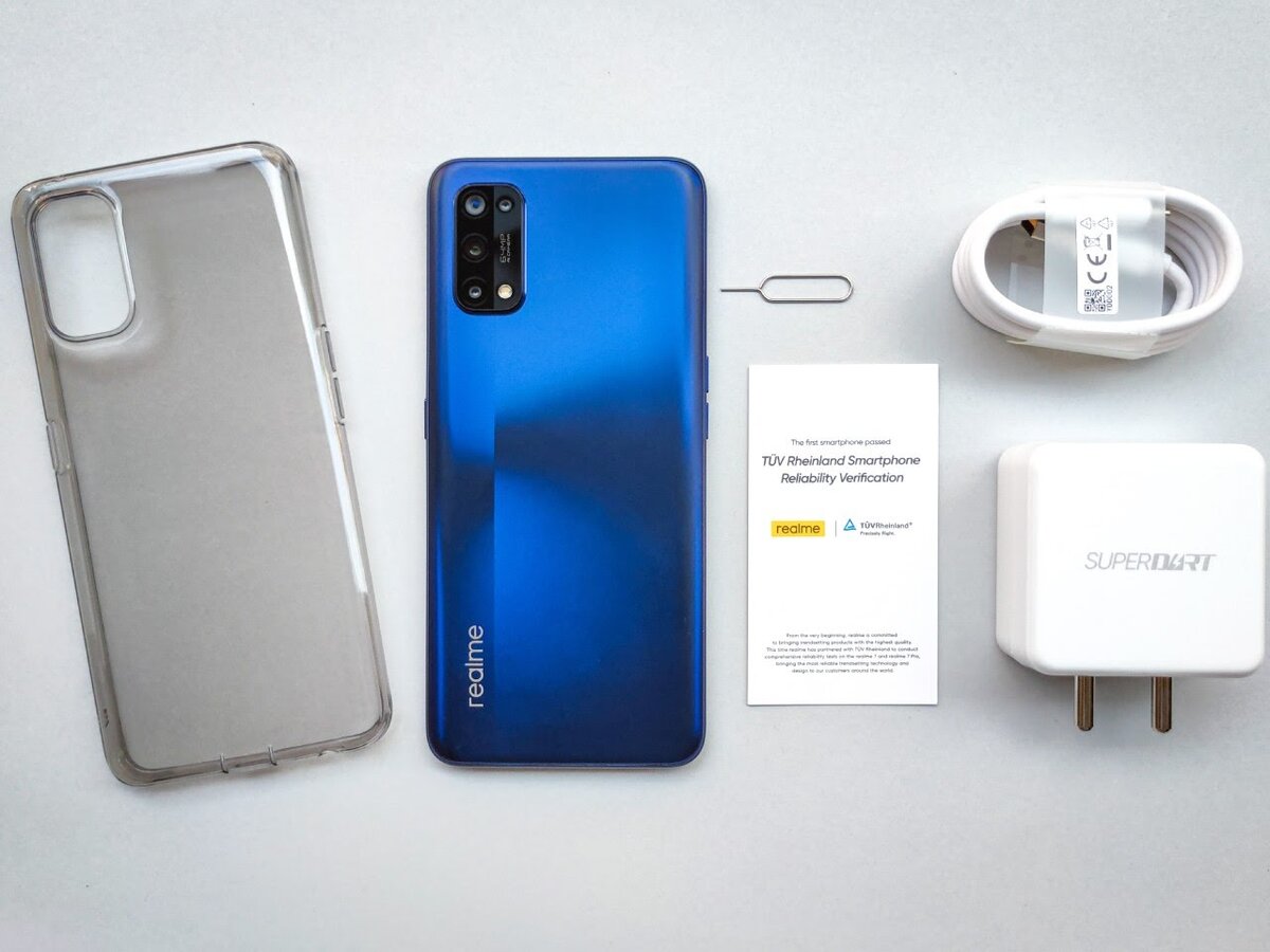 Комплектация смартфона Realme 7 Pro