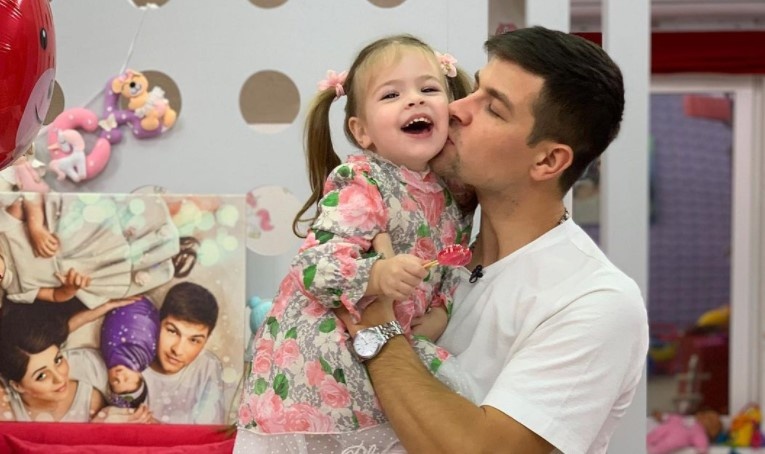 Источник фото: личная страница участника Дом 2