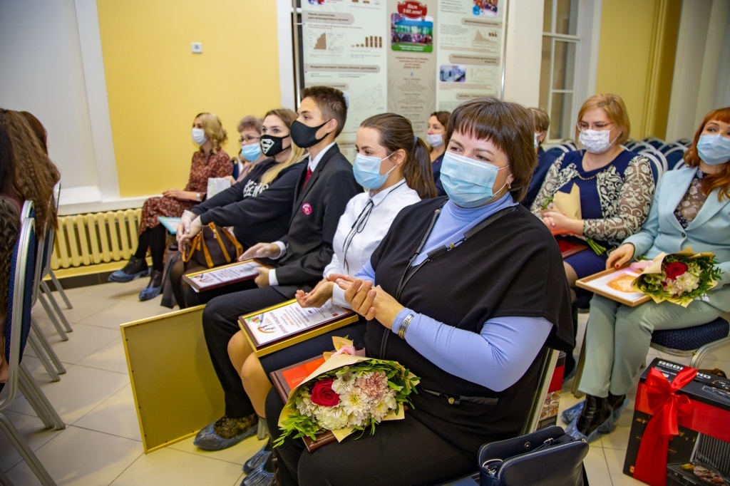 В Твери наградили победителей конкурса «Наш любимый педиатр»