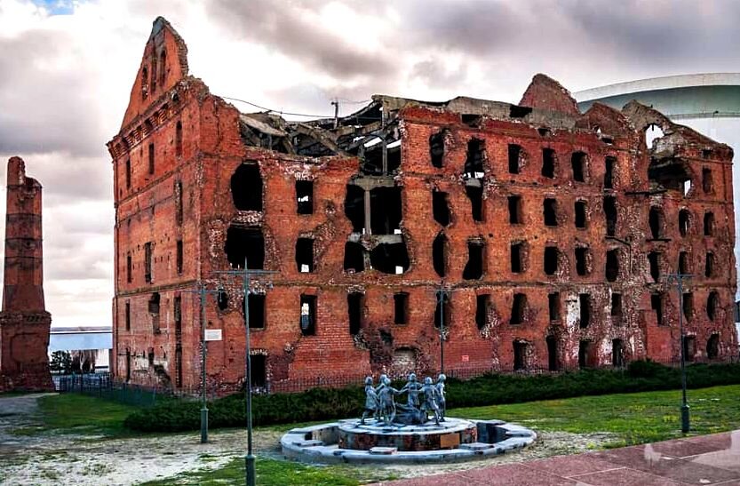 Разрушенная мельница Гергардта, являющаяся напоминанием той страшной войны.