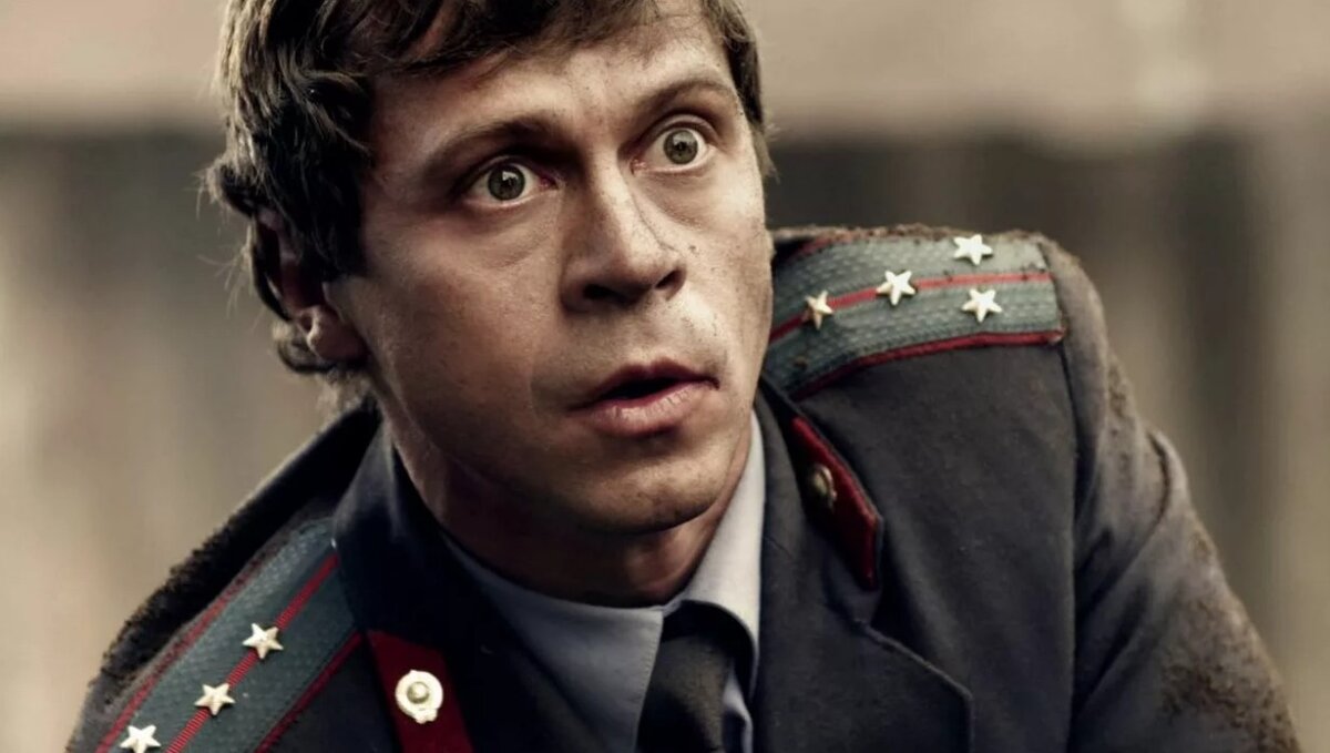 Сюжет первого сезона сериала Обратная сторона луны