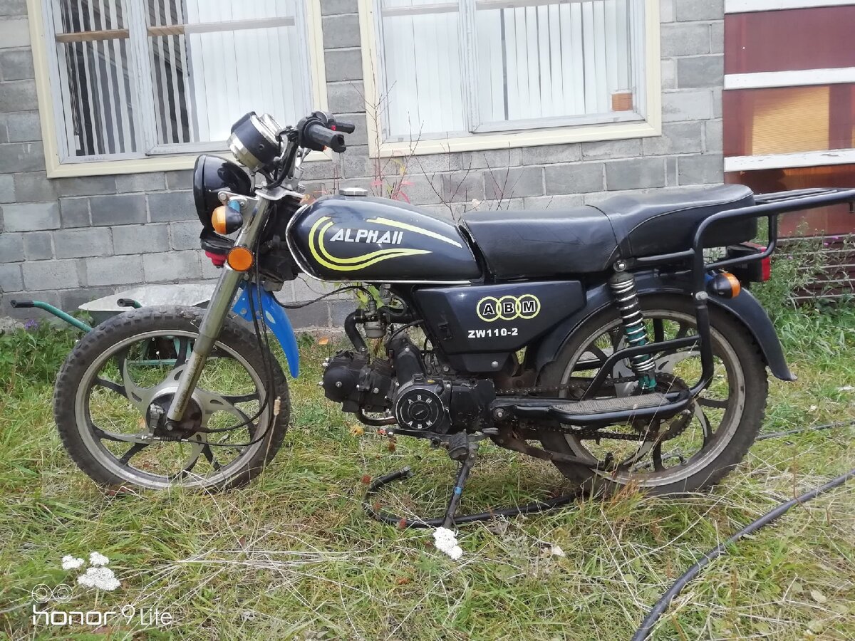 Мой первый мотоцикл Alpha|| на 107 кубов, с 4-мя передачами, 2012 года.