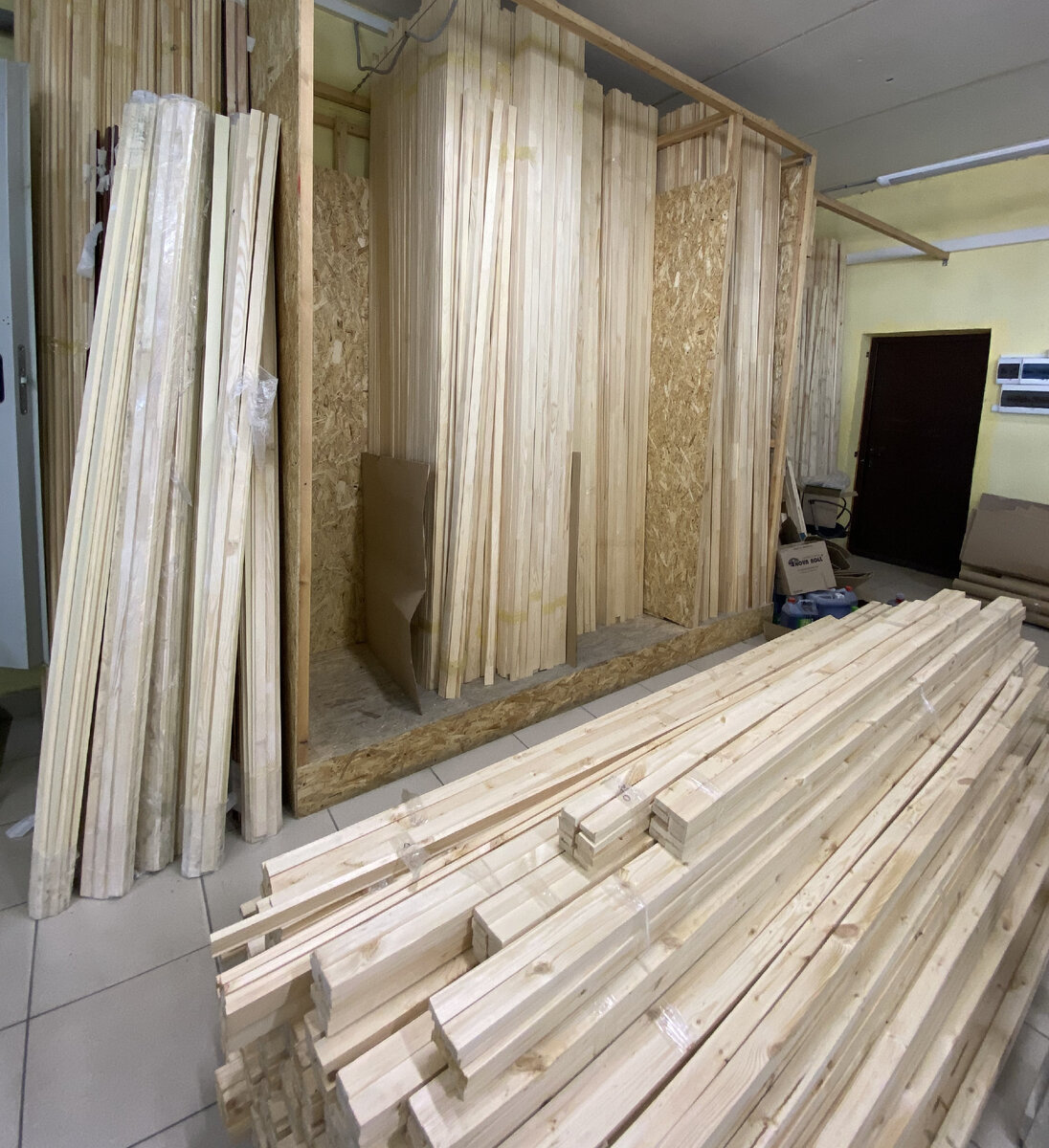 Немного о процессе изготовления подрамников →