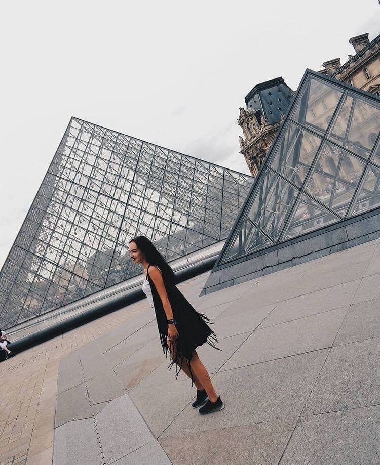 Лувр - самый известный музей мира