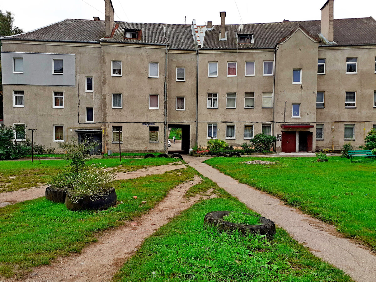 Океанский дом. Показываю, какие апартаменты сняла в Черняховске  Калининградской обл. в немецком фонде за 2400 руб. в сутки | Не усложняя  жизнь. Туры по Калининградской области | Дзен