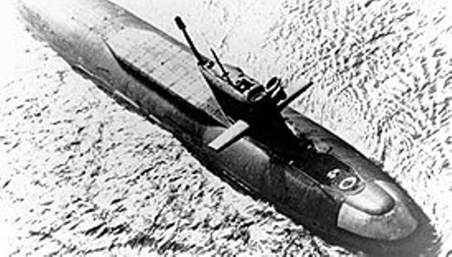 1972, 21 октября - Ракетный подводный крейсер стратегического назначения Северного флота «К-245» всплыл из-подо льдов в районе Северного полюса.
