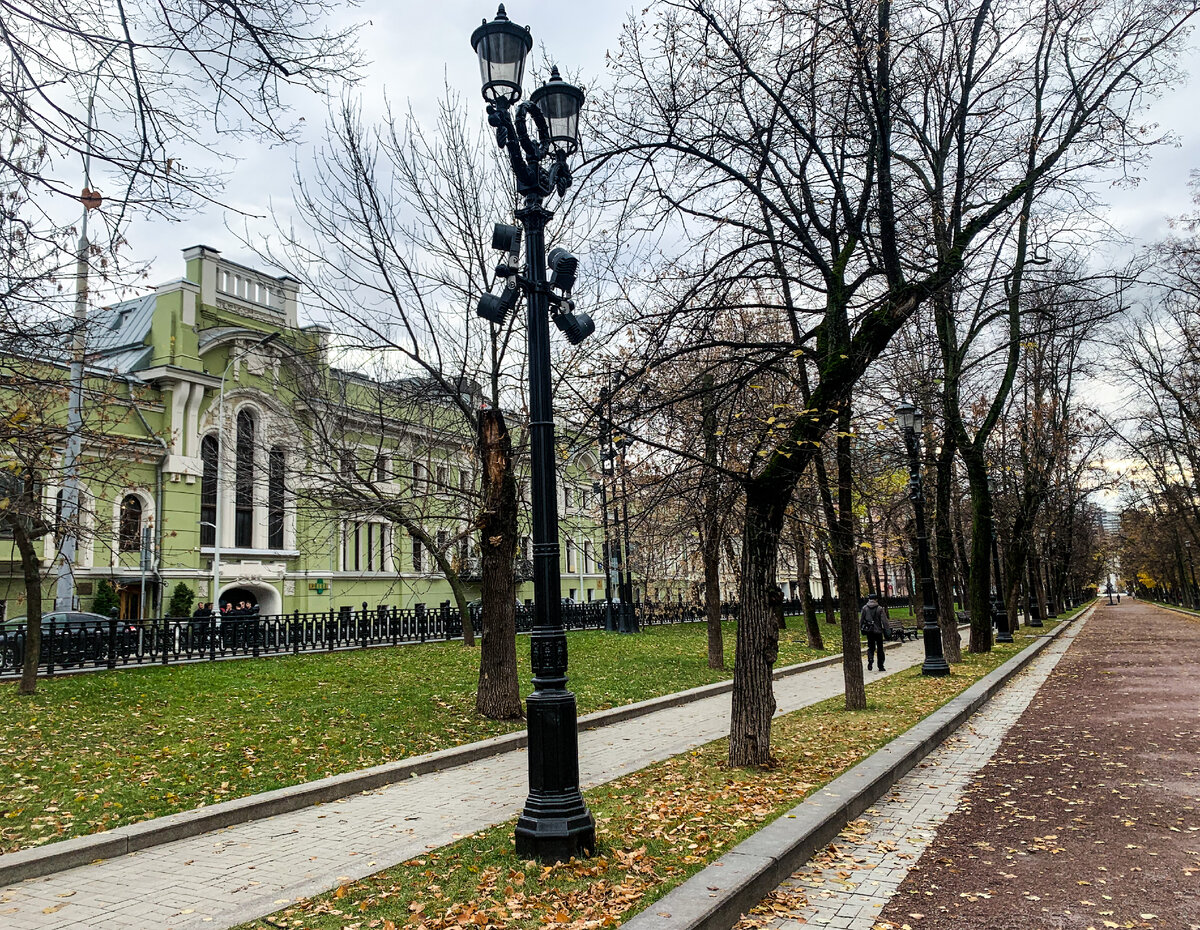 Тверской бульвар москва метро