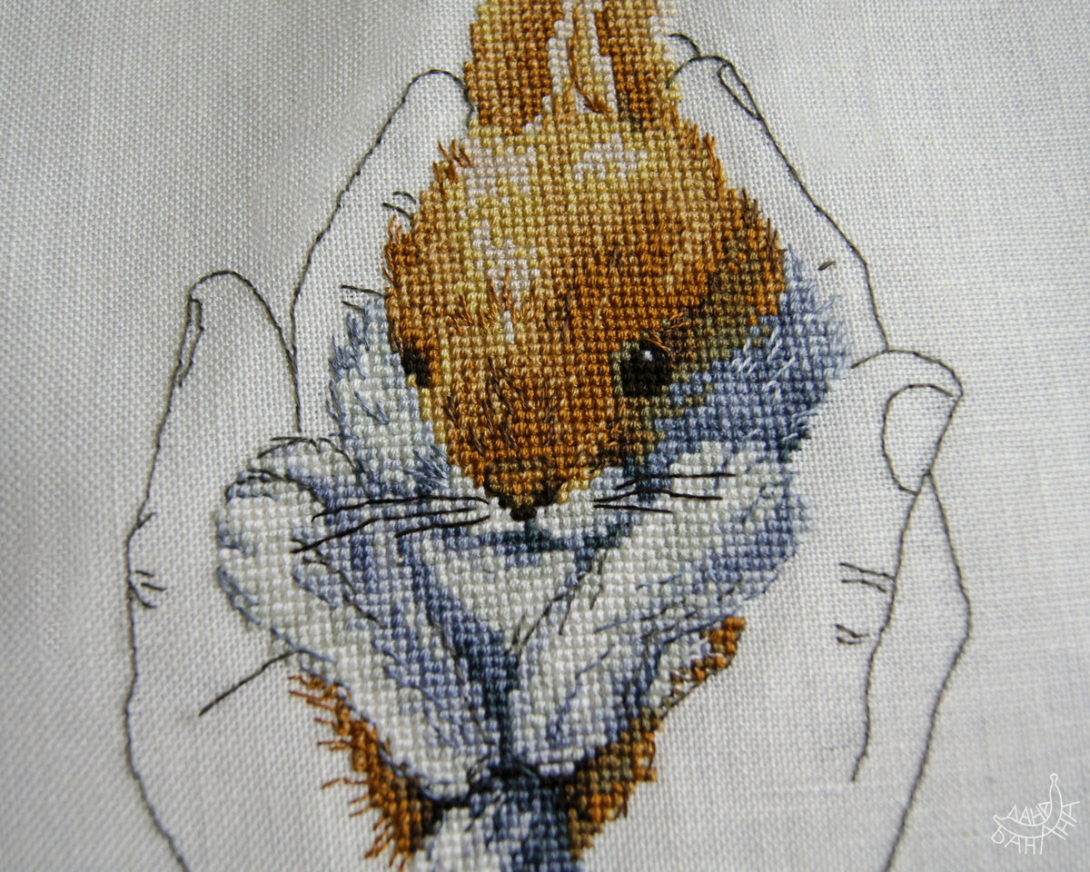 Очаровательный мотив вышивался на одном дыхании