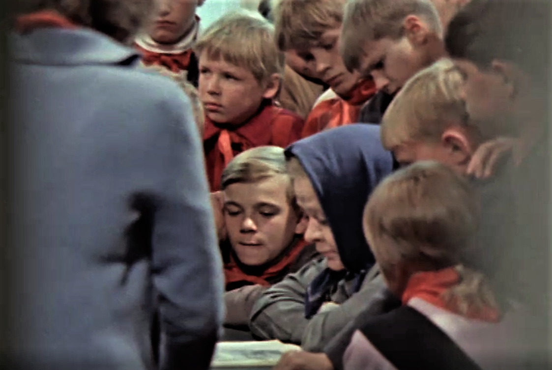Кадр из телефильма "Аварийное положение" (1973)