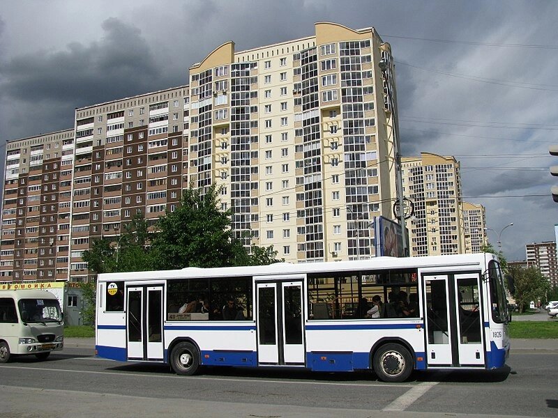 Фото: commons.wikimedia.org/wiki/File:Nefaz_in_Yekaterinburg.jpg?uselang=ru 