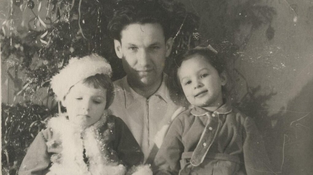 Борис Николаевич с дочерьми — Татьяной и Еленой. Фото: Фото из семейного архива. Архив Президентского центра Б.Н. Ельцина; для 66.ru