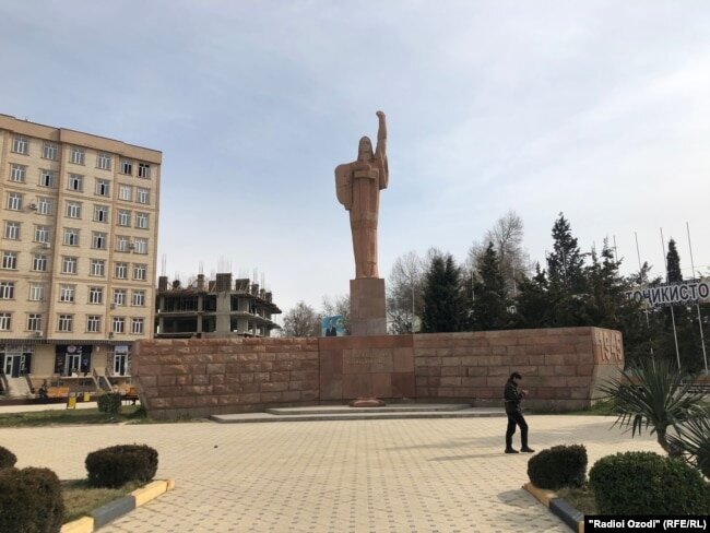 Большинство афганских беженцев проживают в Вахдате