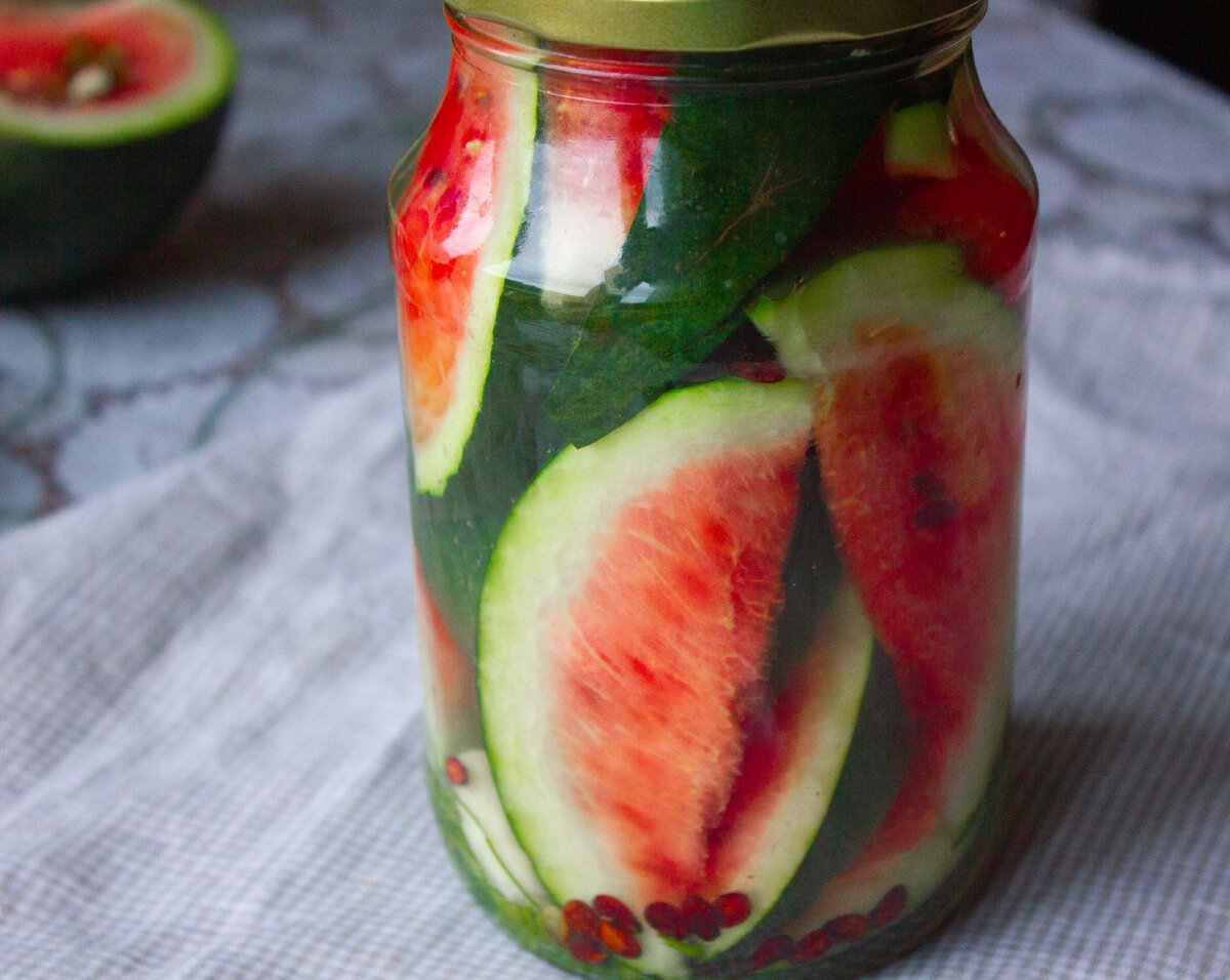 Закатанная на зиму баночка