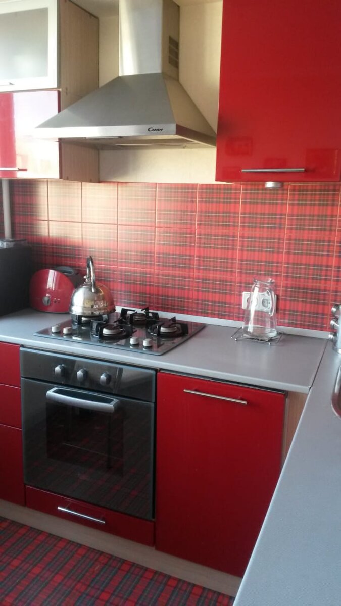 И знаете, нам не ярко. И аппетит не усиливается от красного)). Фото автора