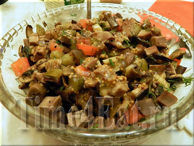 Салат с языком и баклажанами