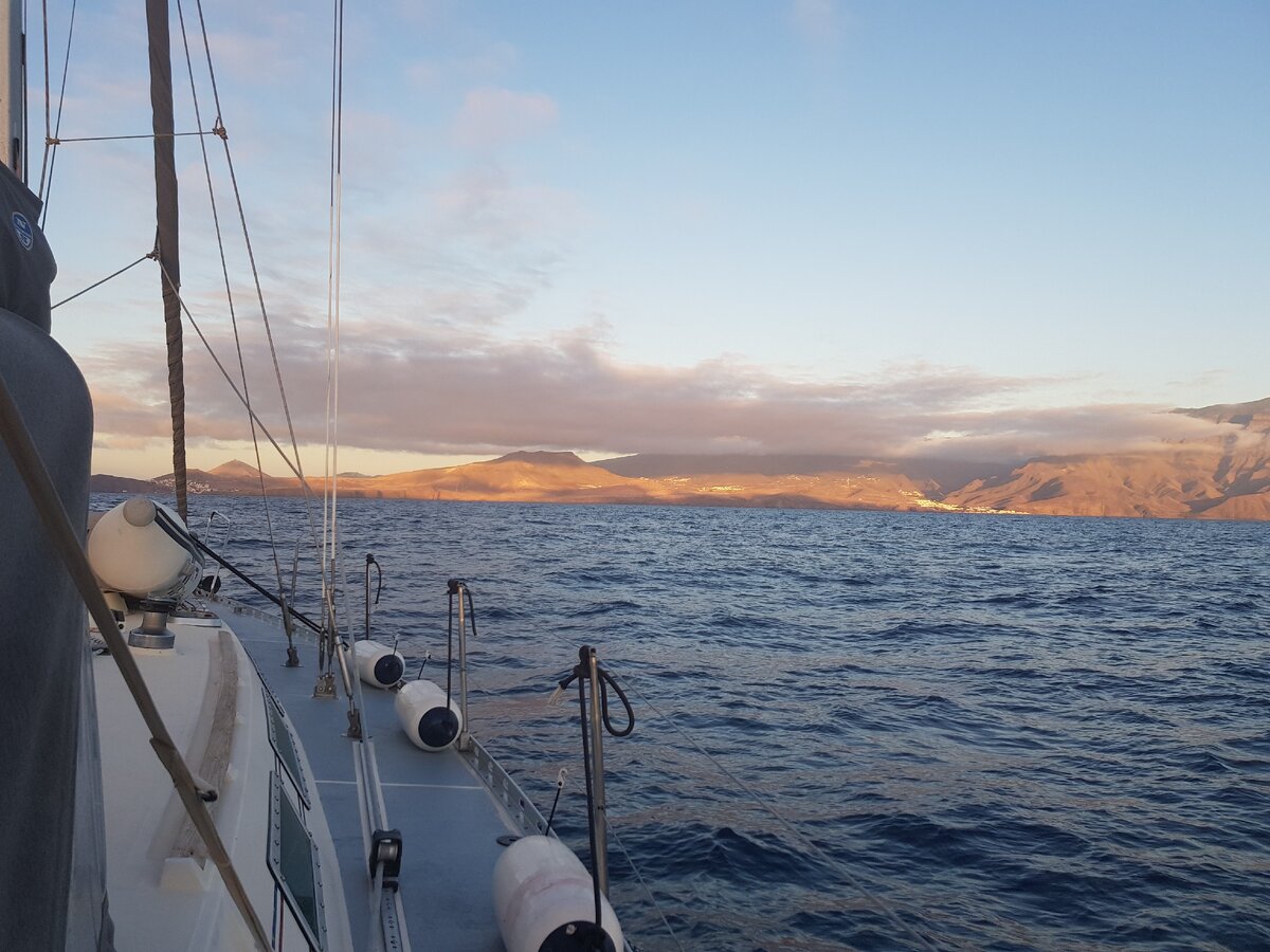 Вид на вечернюю Гран Канарию