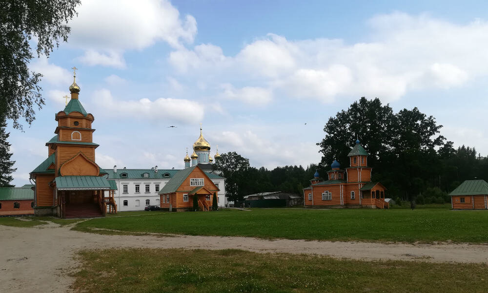 Никандрова пустынь в Псковской области.