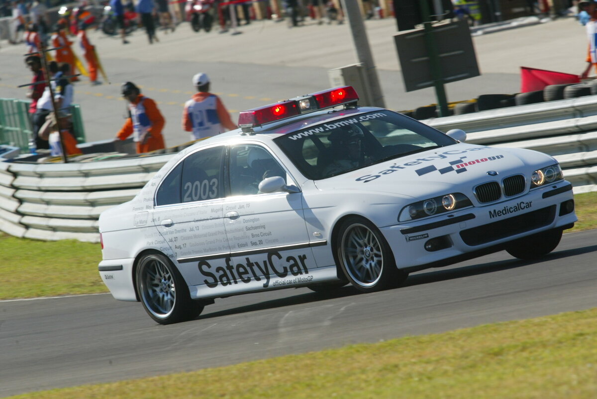 BMW m5 Safety car