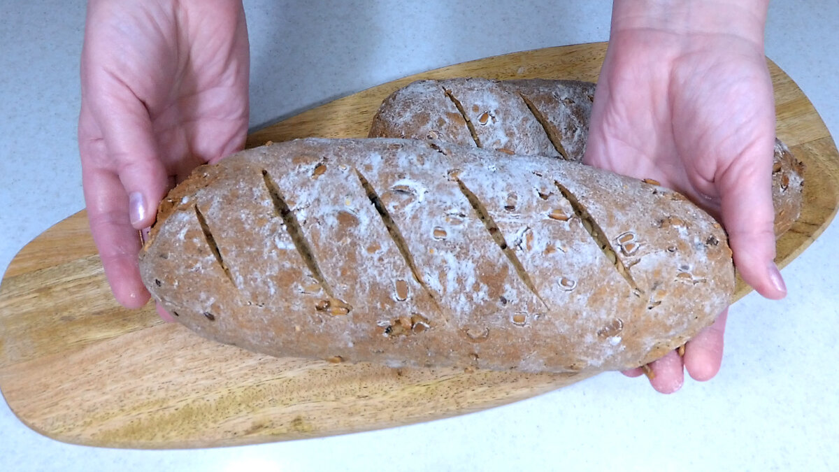 Вкусный хлеб с семечками в духовке