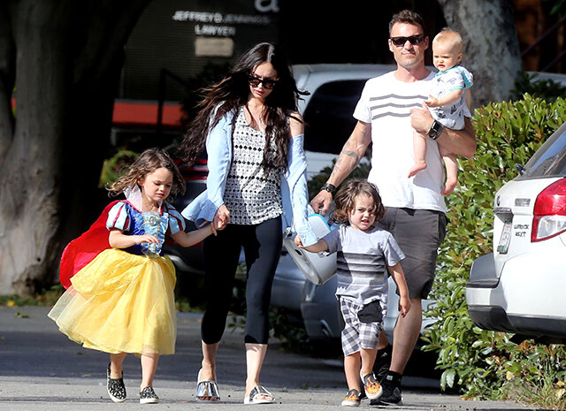 Меган с супругом Брайаном Грином и детьми 