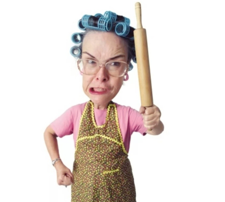 Лицемерие, наигранная невинность, а по факту гаргона со скалкой