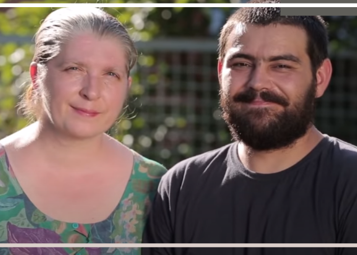 Ярослава 43 года и Василий 29 лет