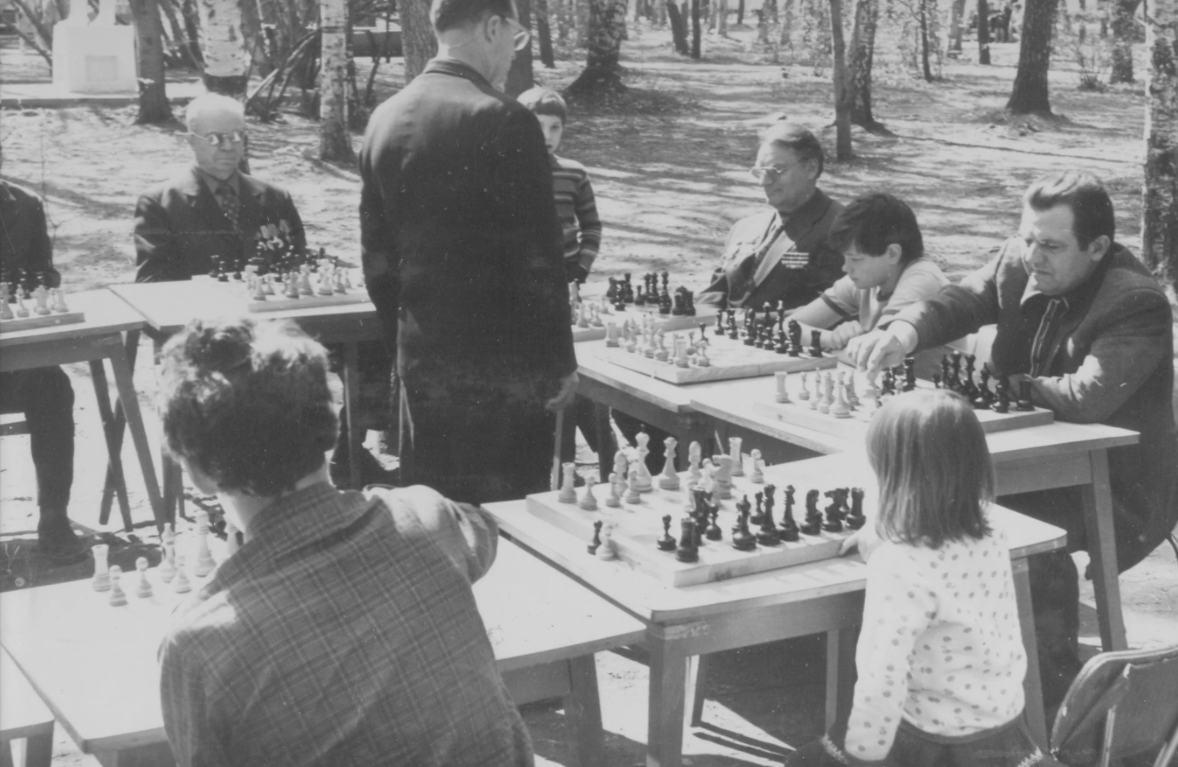 Часто ли сейчас можно увидеть такую картину?