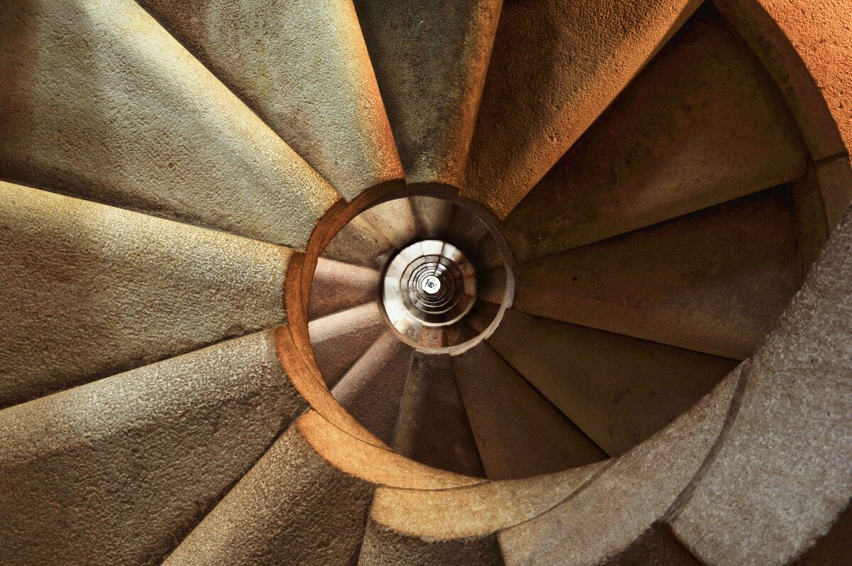 2. Image by stokpic from Pixabay 