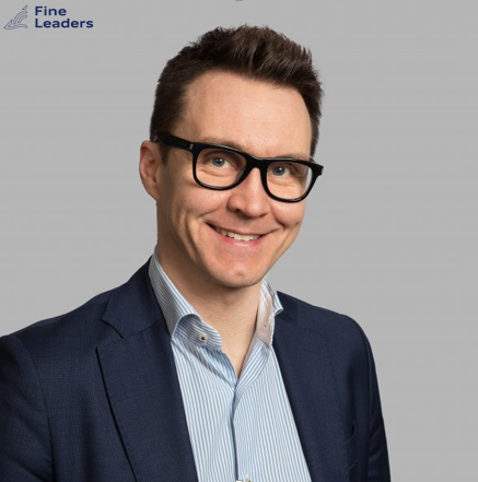 Патрик Фуру – профессор лидерства и автор тренингов по развитию лидерской креативности в Hanken & SSE Executive Education (Финляндия), преподаватель программы Fine Leaders Стокгольмской Школы Экономики в России.