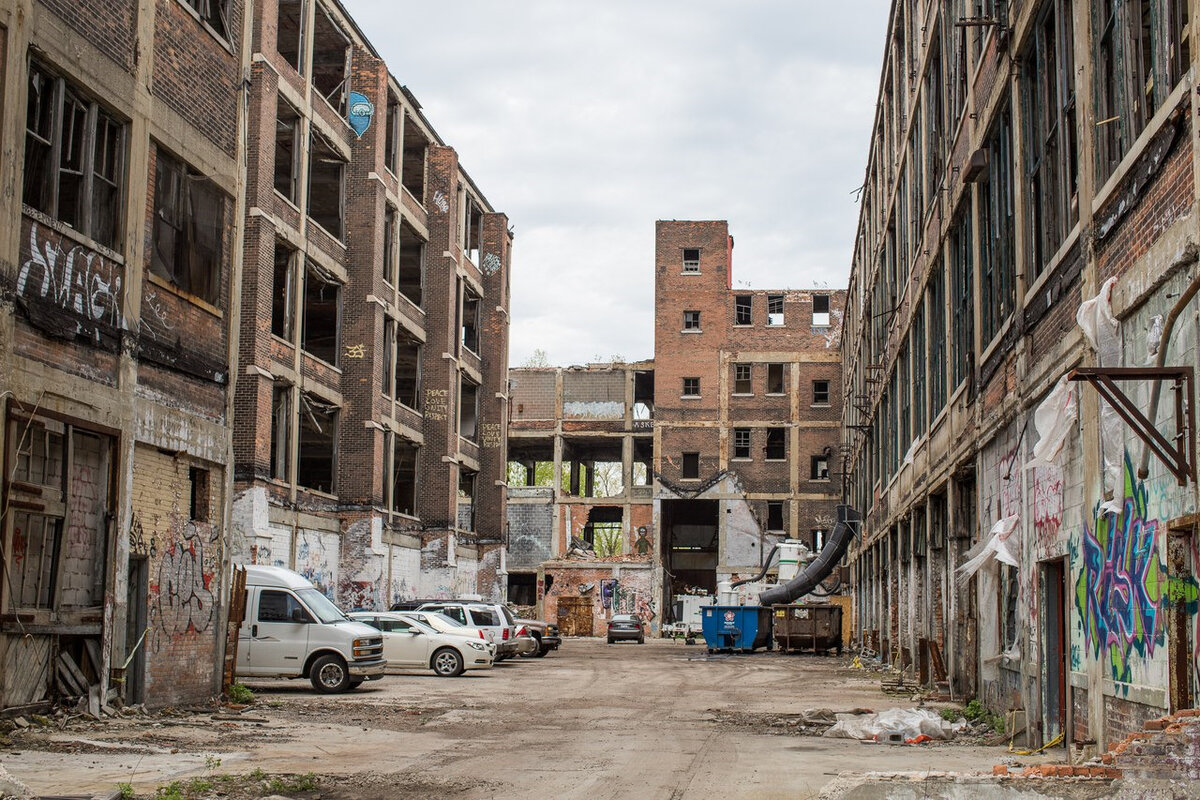 пример опустения Детройта