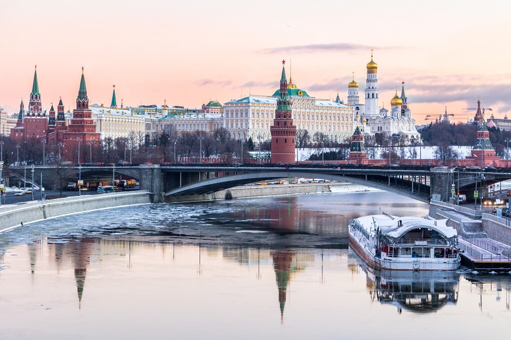 Какие квартиры дают детям сиротам в москве фото