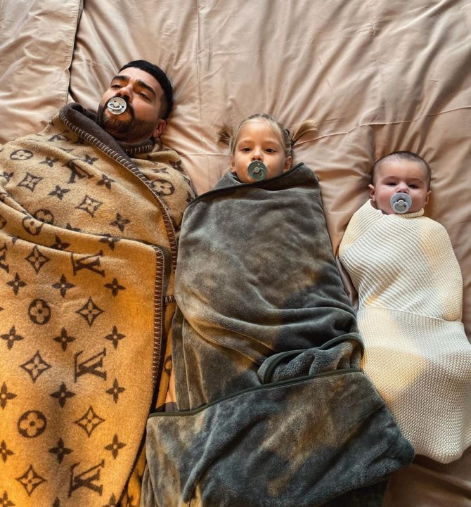 Тимати развлекается с детьми. Архивное фото: instagram.com/timatiofficial
