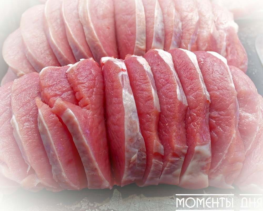 Мясо нарезанное гармошкой