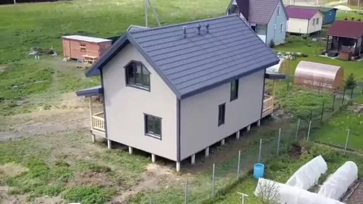 Так этот дом выглядит с разных ракурсов