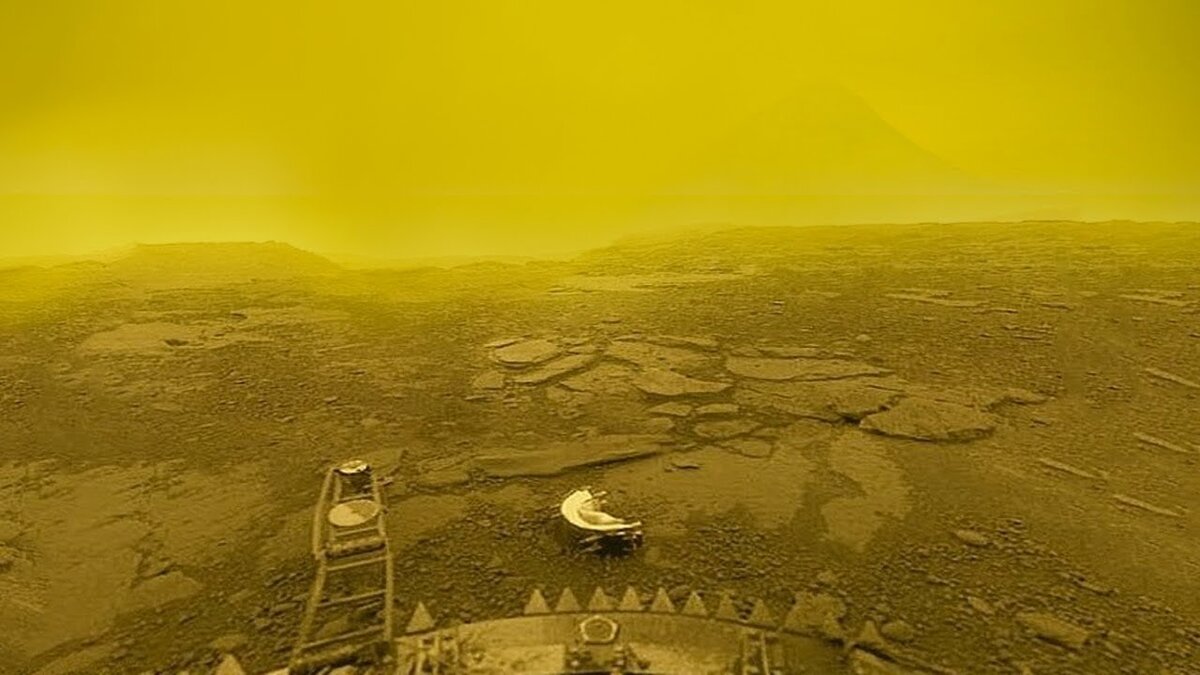 Фото поверхности советского космического аппарата "Венера-14"