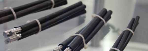 СИП кабель представляет собой универсальный проводник электрического тока, который отличается повышенной надежностью. Эти провода на данный момент пользуются популярностью и это неспроста.-4