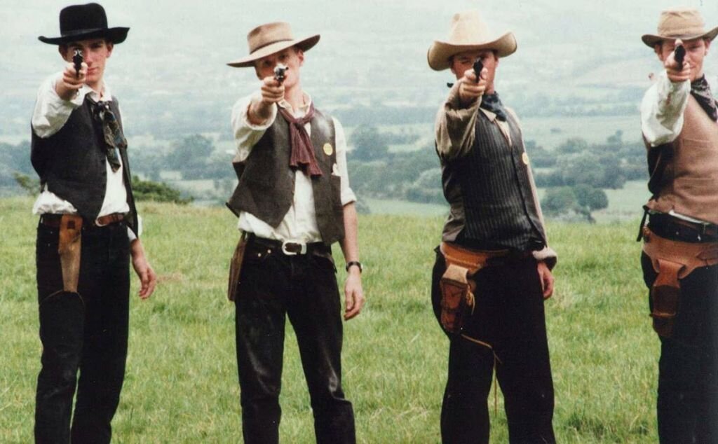 Кадр из фильма "Пригоршня пальцев", 1995 г.