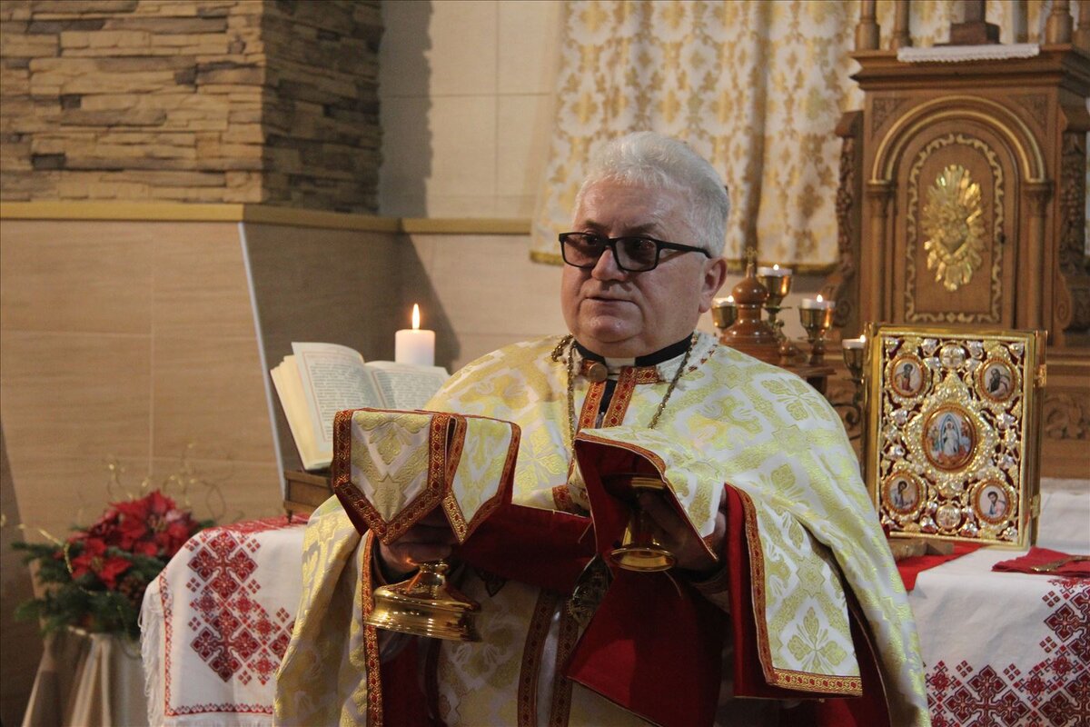 Автор и правообладатель данного изображения: https://sib-catholic.ru/moskovskie-greko-katoliki-vstretili-rozhdestvo-foto/