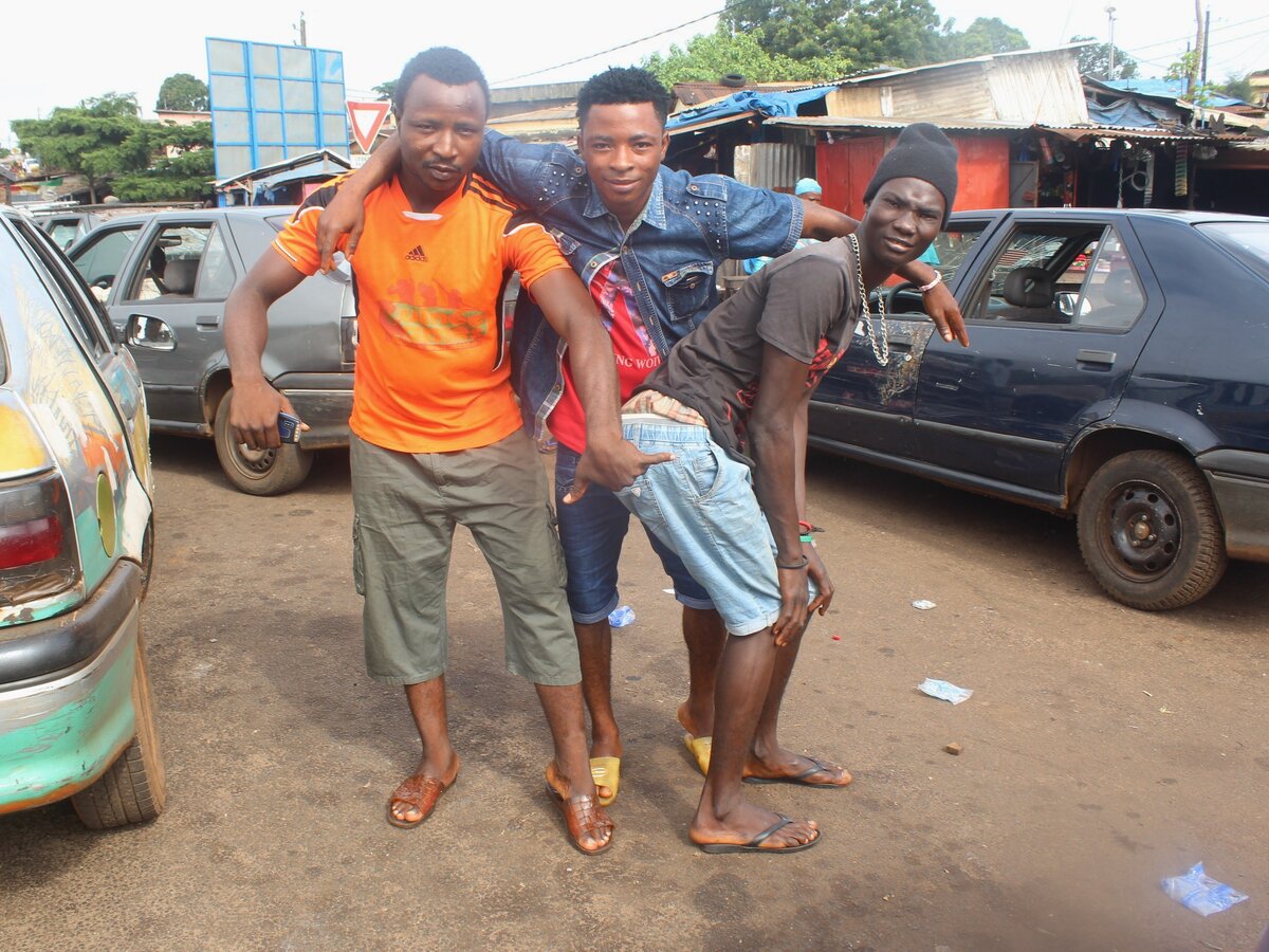 Гвинейские пацаны